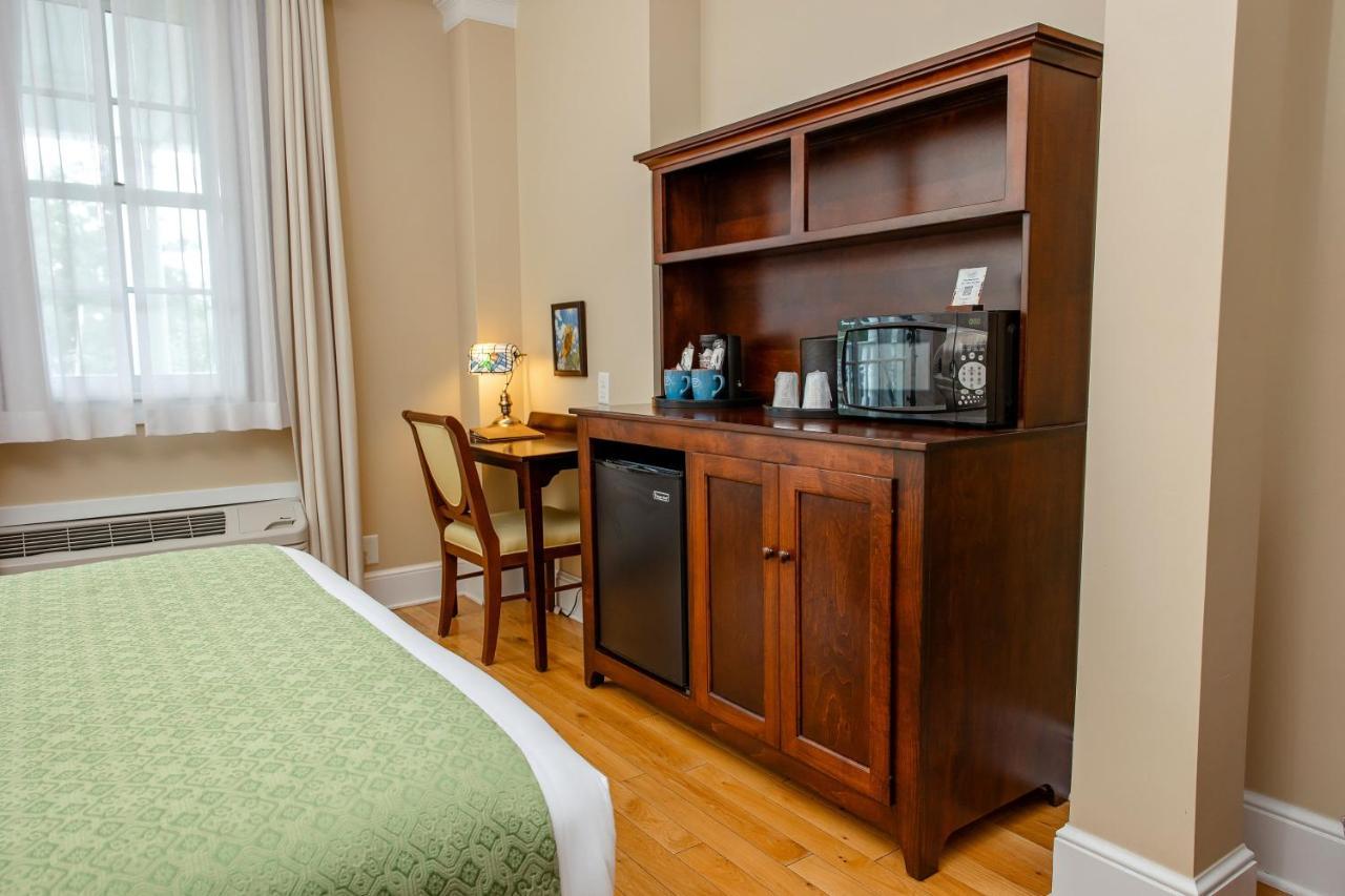 Hotel Mills Park 3*